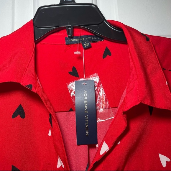 Adrienne Vittadini Woman’s Red Heart Blouse Size Small NEW Collared - Picture 5 of 9